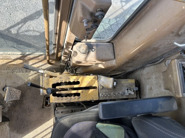 1992-caterpillar-140g-image-17