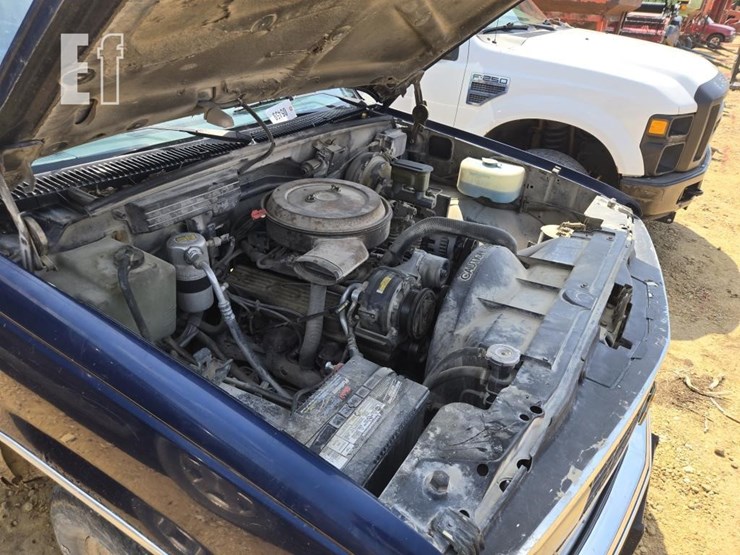 1993-chevrolet-silverado-1500-image-14