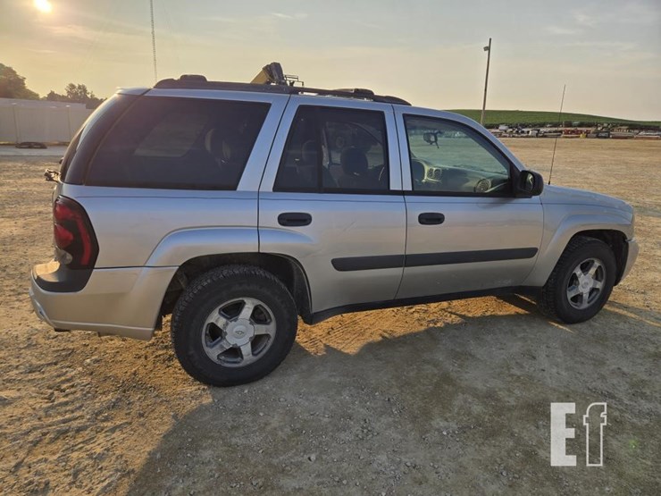 2005-chevrolet-trailblazer-image-22
