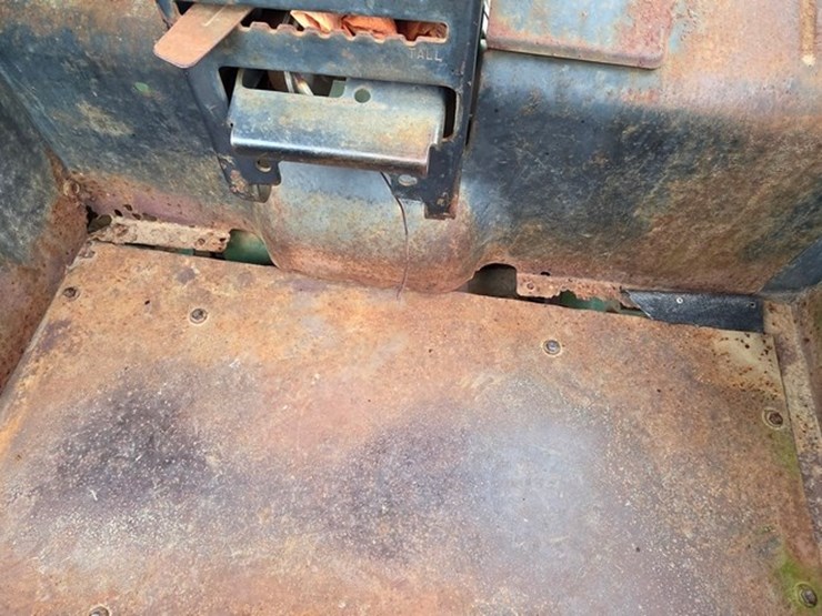 john-deere-4040-image-37
