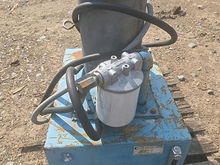 #187-•-hydraulic-tank-with-motor-image-11