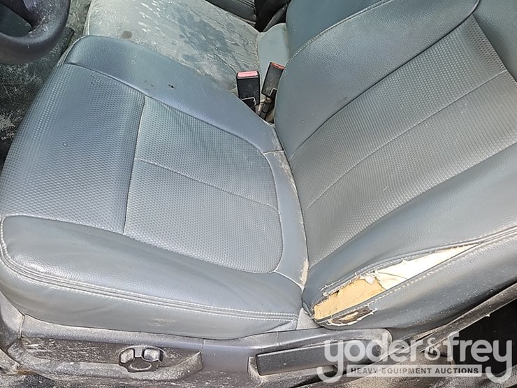 2015-ford-f250-xl-image-20