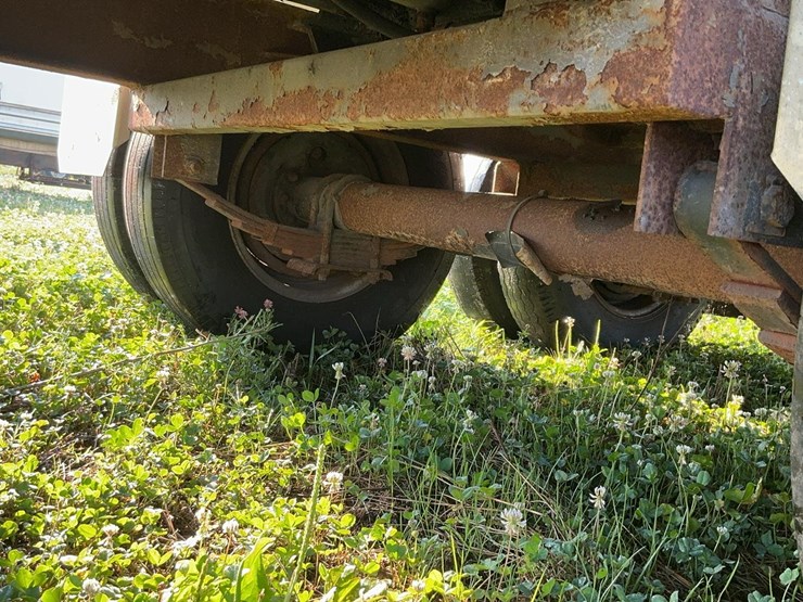 #2202-•-2015-g-s-specialty-dump-trailer*-image-22