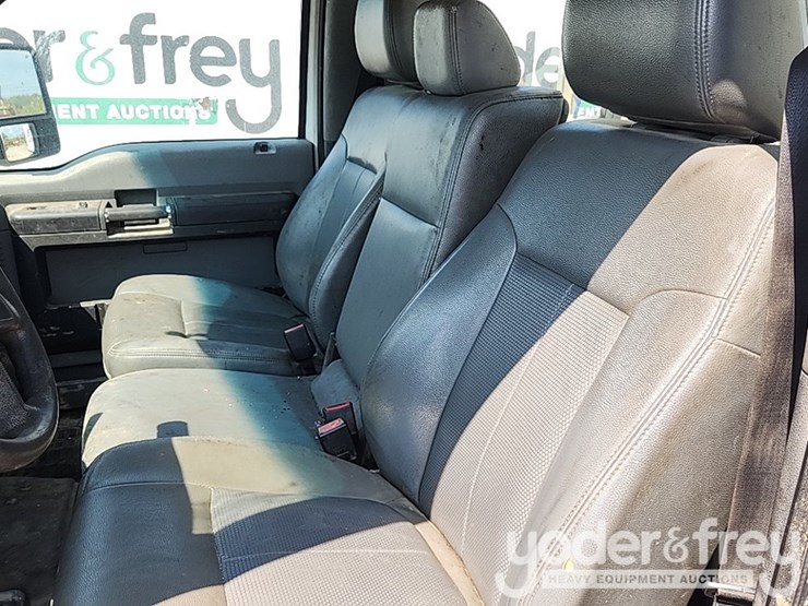 2012-ford-f550-image-28