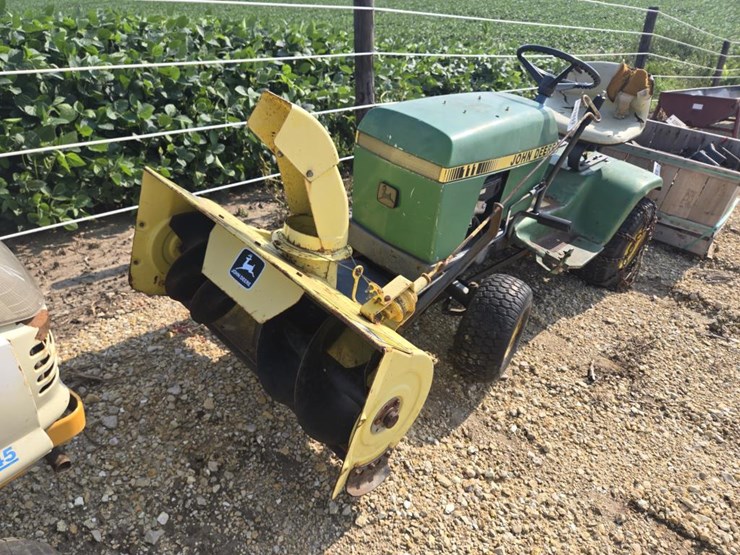 john-deere-111-image-9