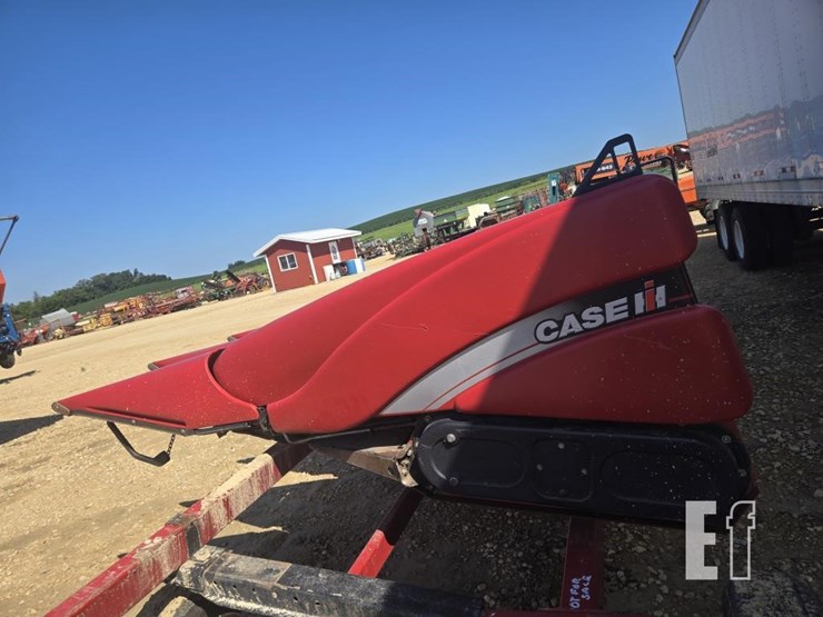 case-ih-3208-image-2