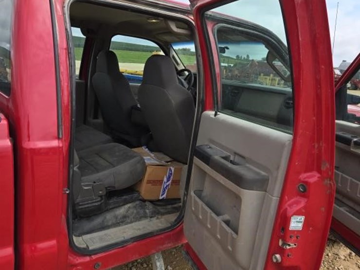 2010-ford-f250-image-9