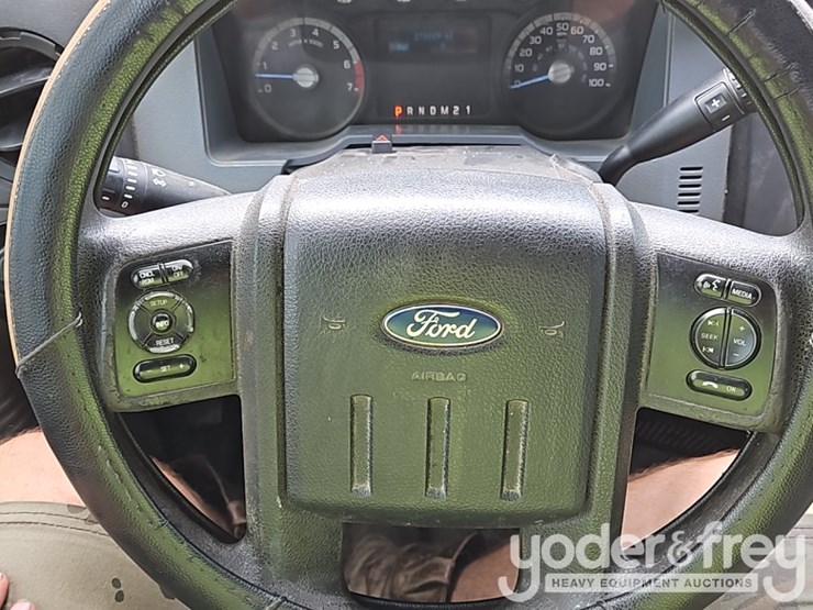 2016-ford-f250-xl-image-28