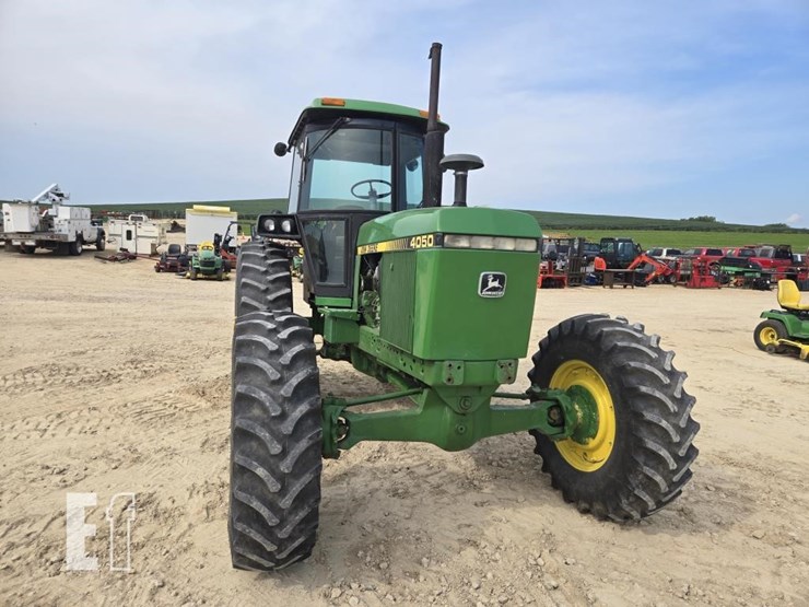 john-deere-4050-image-3
