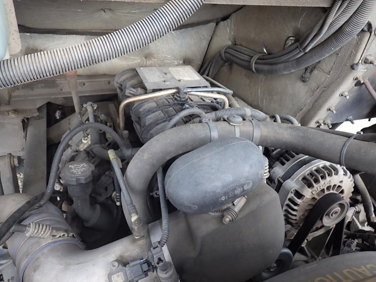 2012-freightliner-mt55-image-26