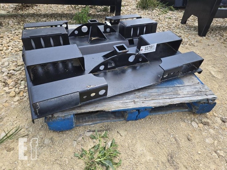 new-heavy-duty-do-all-receiver-hitch-image-2