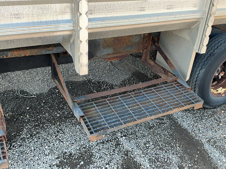 #2203-•-1996-g-s-specialty-dump-trailer*-image-18