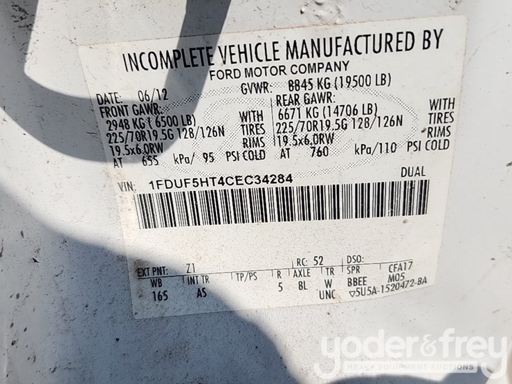 2012-ford-f550-image-37