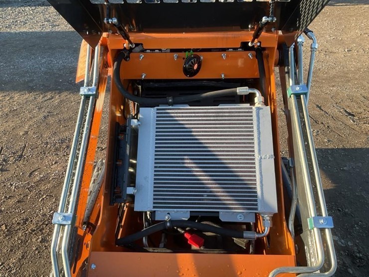 #1007-•-unused-2025-landhero-mini-skid-steer-loader-image-16