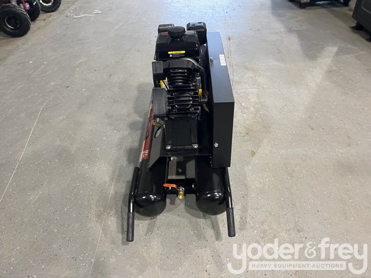 powertrain-10-gal-wheelbarrow/-contractor-air-compressor-c/w-v-twin-cast-iron-pump,-135-psi,-11.2-cfm,-212-cc-(1yr-factory-warranty)-image-5