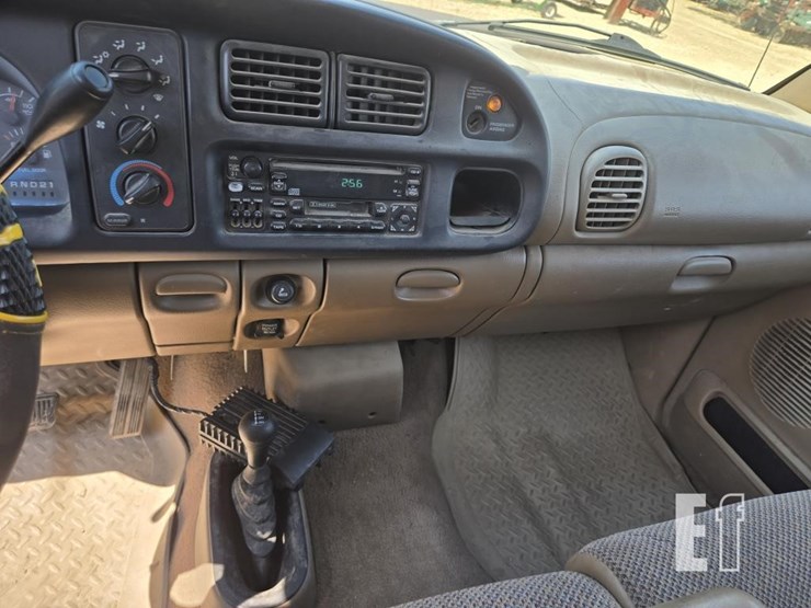 2001-dodge-ram-2500-image-23