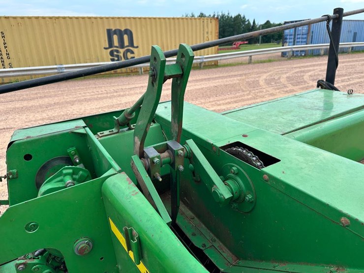 john-deere-336-image-27