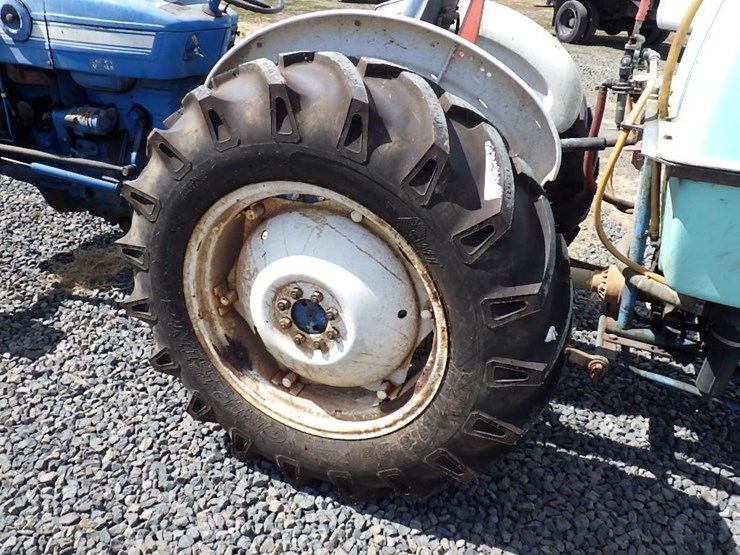 ford-tractor-image-31
