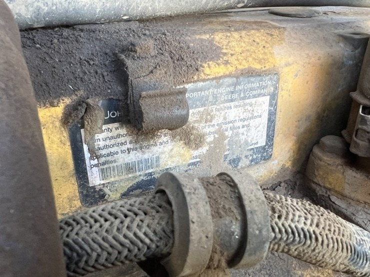 deere-750j-lgp-image-28