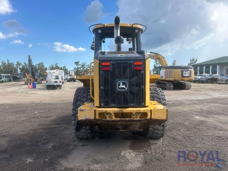 2015-deere-544k-image-18