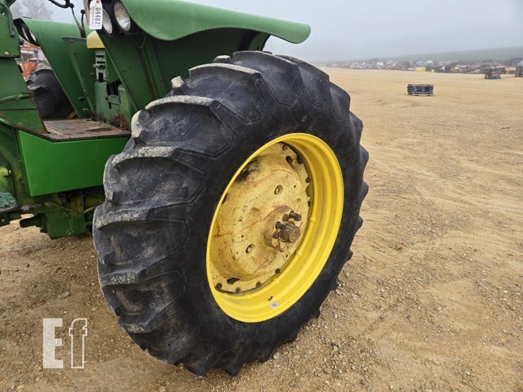 john-deere-4520-image-6