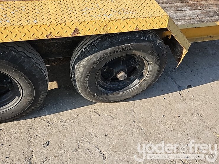 2002-tandem-axle-tagalong-equipment-trailer-w/-level-deck-between-wheels-(no-title)-image-13
