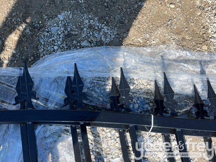 unused-2025-sklp-14'-bi-parting-wrought-iron-gate-image-5