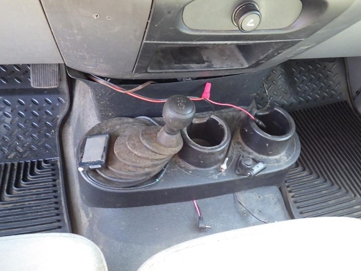 2004-ford-6.5-image-24