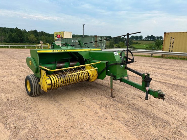 john-deere-336-image-1