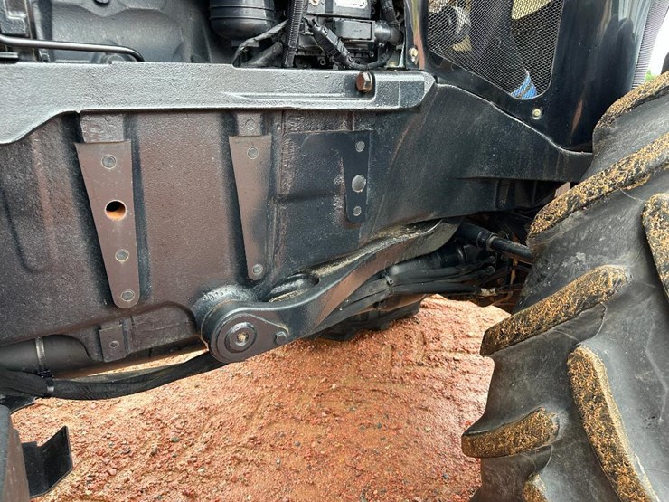 2020-new-holland-t8.320-image-44