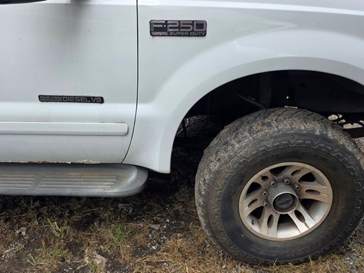 2001-ford-f250-image-28