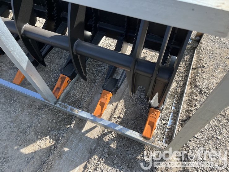 unused-2025-78"-heavy-grass-fork-grapple-to-suit-skidsteer-image-10