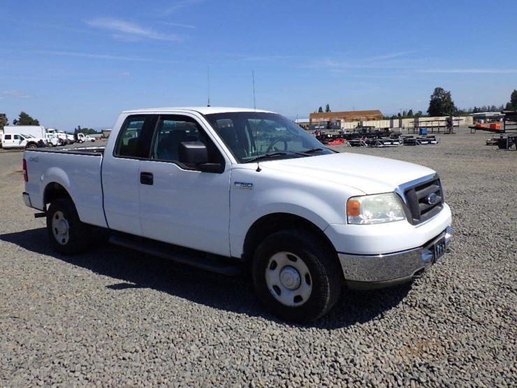 2004-ford-6.5-image-2
