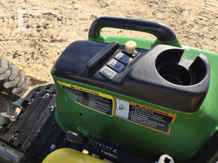 john-deere-3032e-image-10