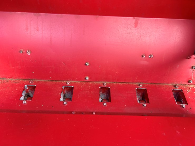 case-ih-5300-image-8