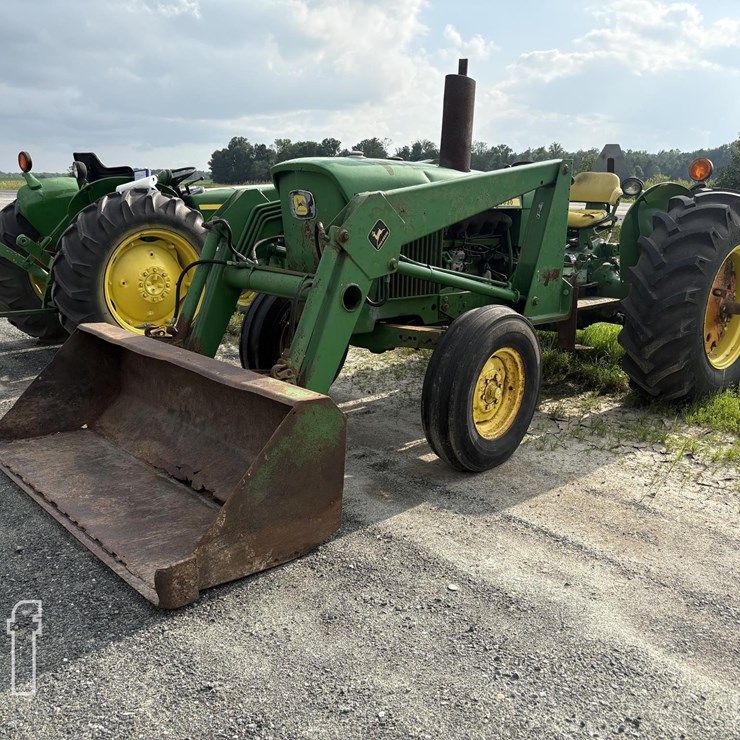 JOHN DEERE 2030