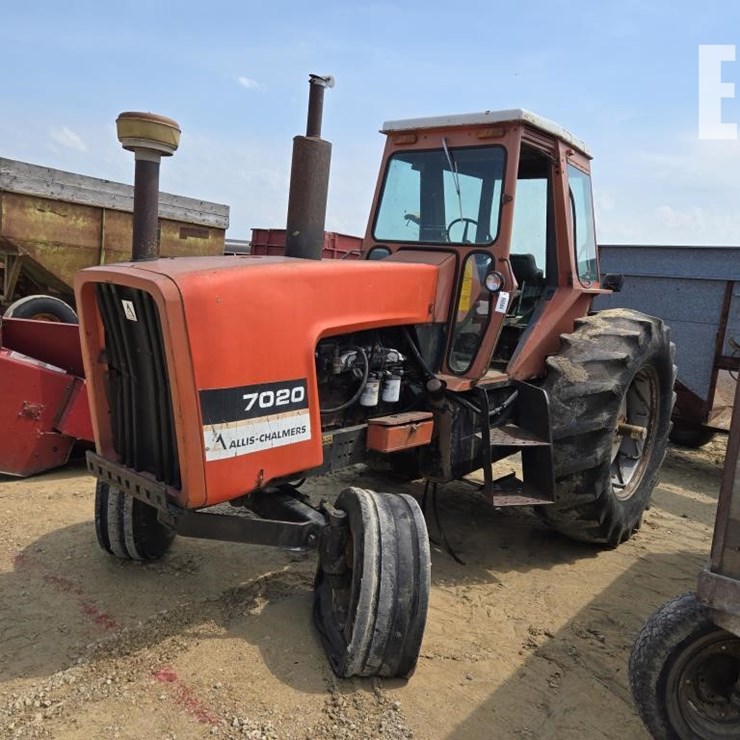 ALLIS-CHALMERS 7020