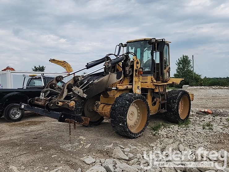 caterpillar-it38f-image-1