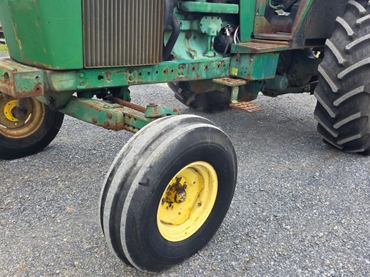 john-deere-4040-image-28