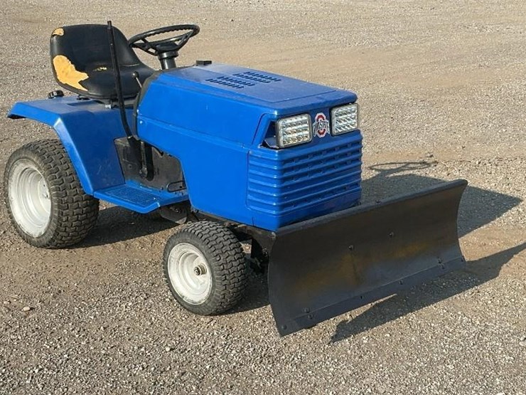 #2401-•-craftsman-garden-tractor*-image-11