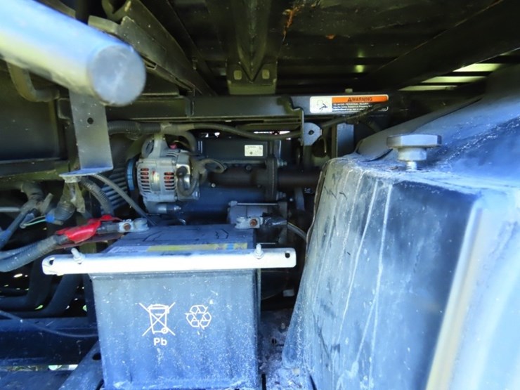 2021-kubota-rtv-x900-image-12
