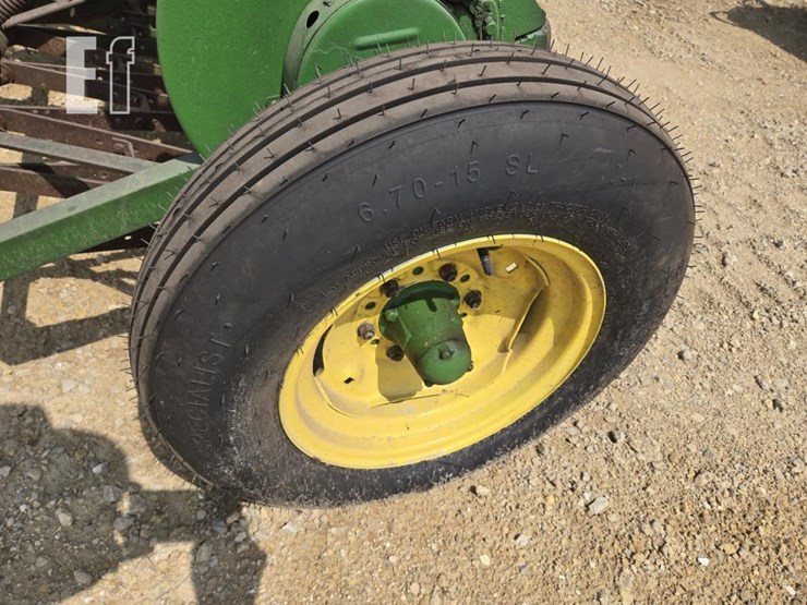 john-deere-10-image-6