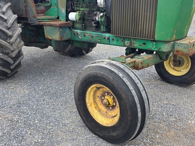 john-deere-4040-image-6