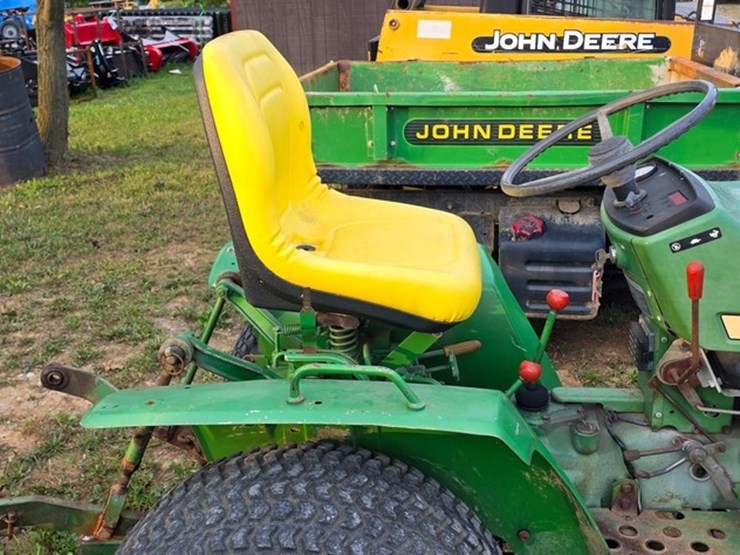 john-deere-650-image-11