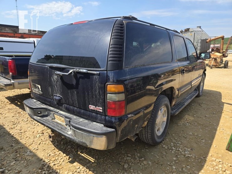 2004-gmc-yukon-xl-image-7