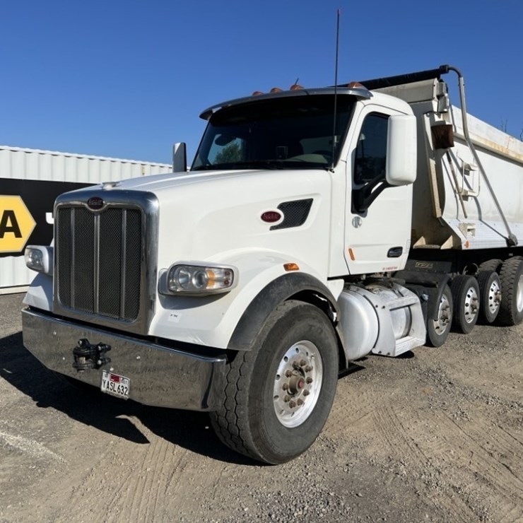 2020 PETERBILT 567