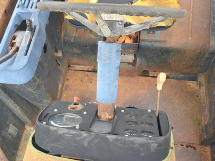 john-deere-4040-image-35