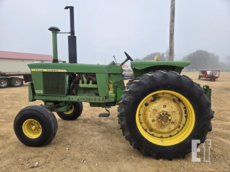john-deere-4520-image-7