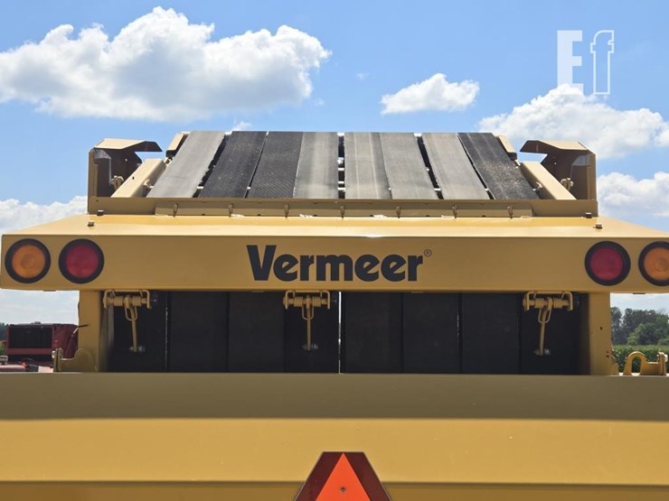 2016-vermeer-605n-image-17