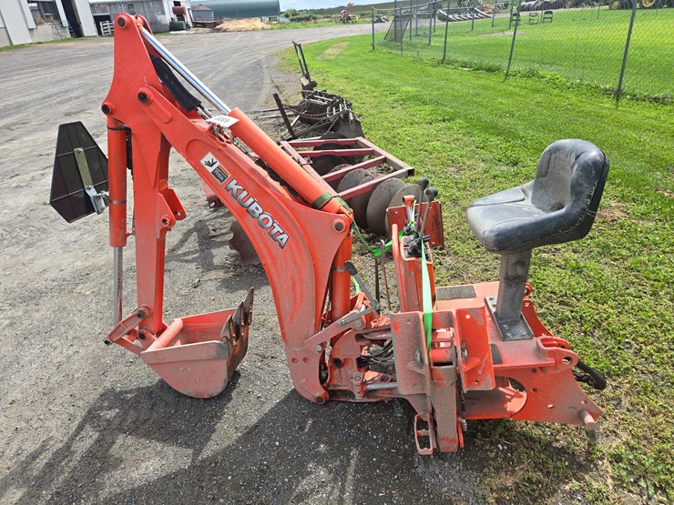 kubota-bh77-image-6